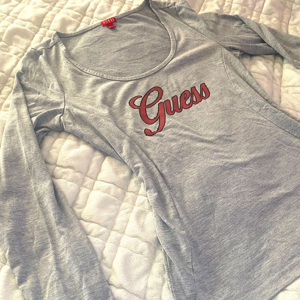 GUESS Long Sleeve Tee